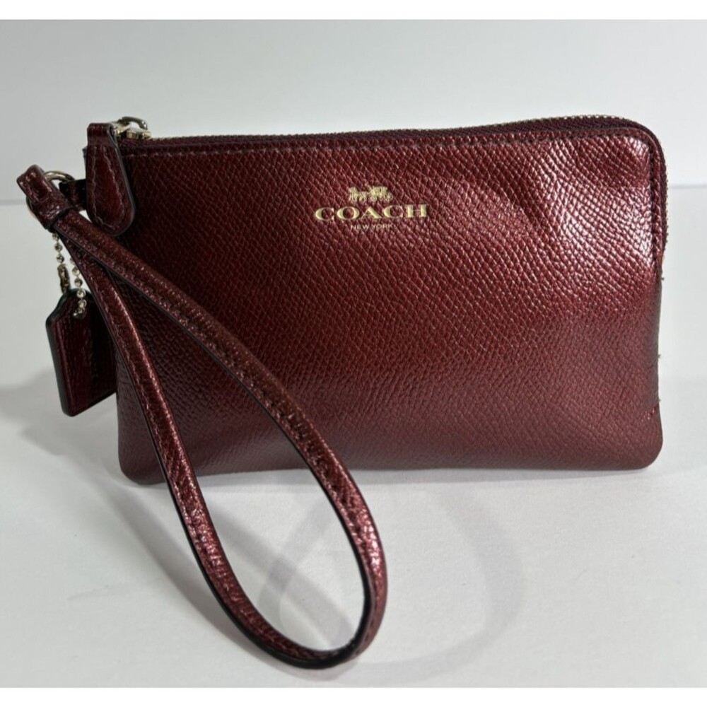 Coach Corner Women's Zip Wristlet Wine-colored Leather Wallet Clutch Strap